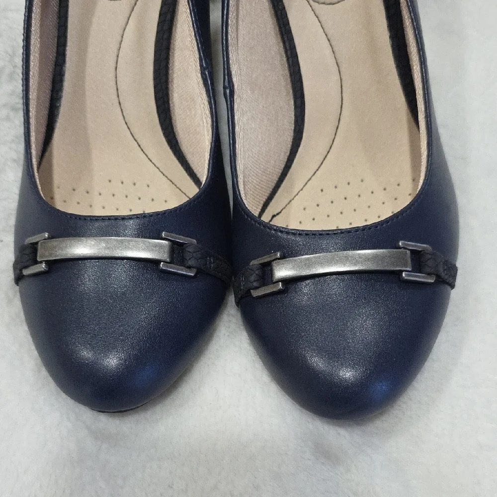 Life Stride Blue  Heels Sophisticated Design Comfort Insoles Sz 8 1/2 - Picture 4 of 11